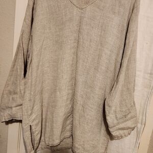 B. Hadikusumo V-Neck Long Sleeves Mid-weight Linen Shirt in Light Taupe L